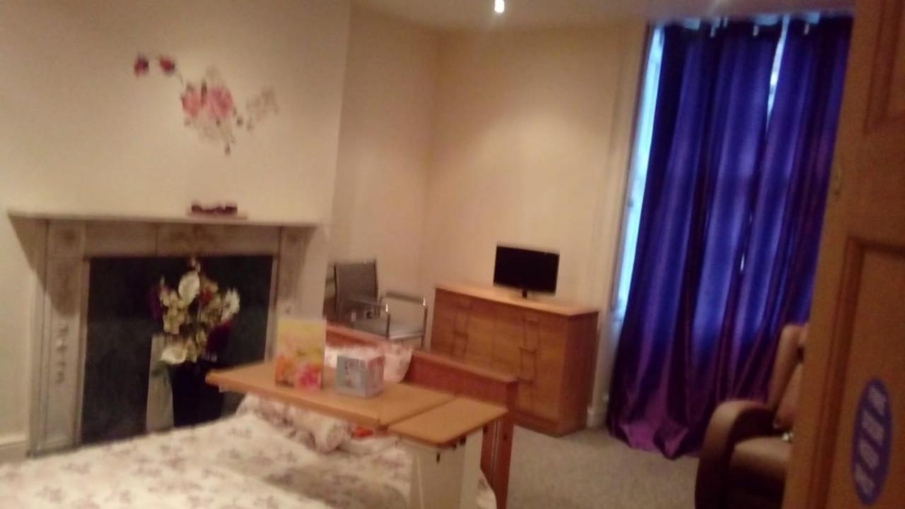 Carer 4 You Residential Home Upholland エクステリア 写真